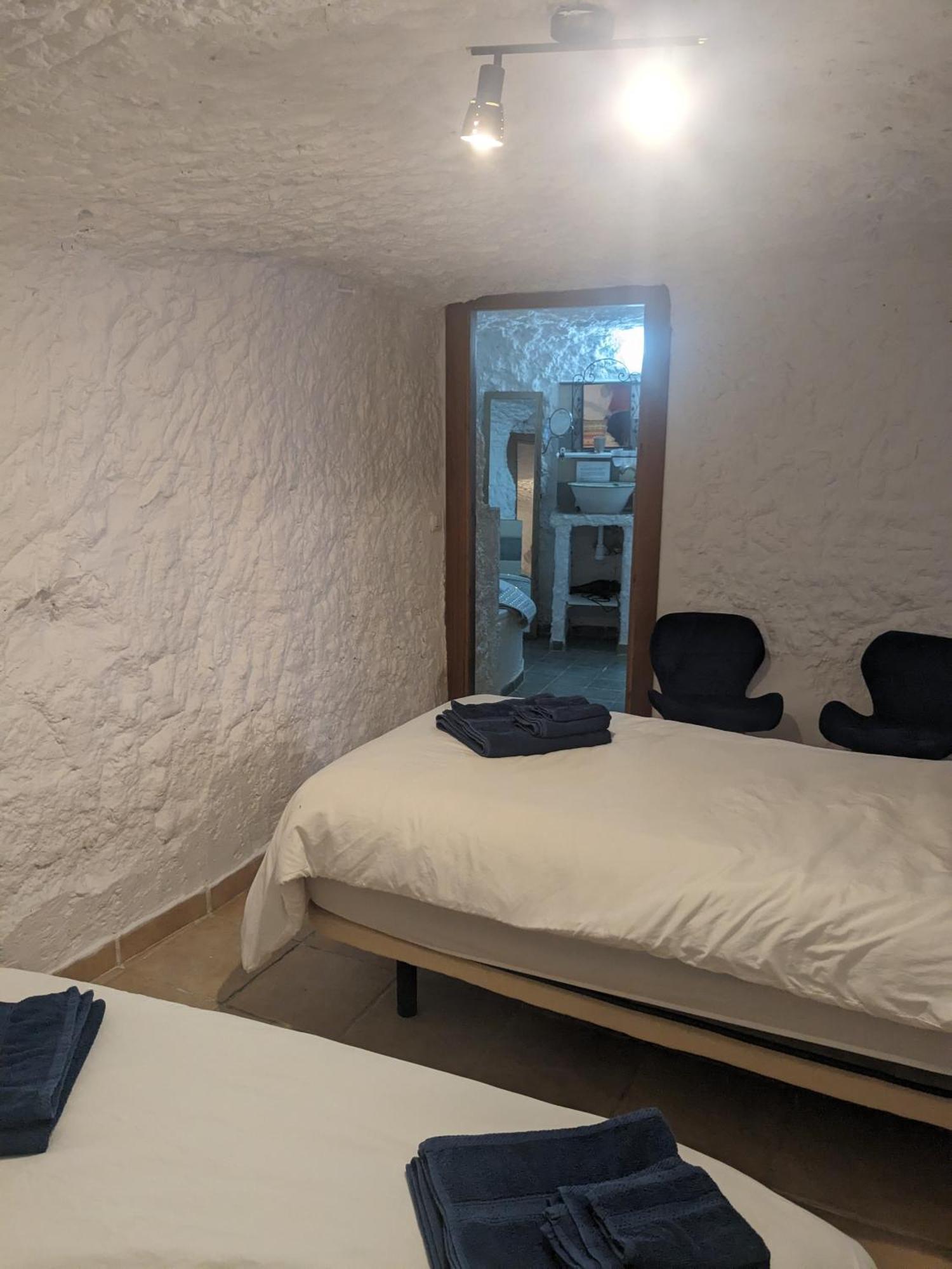 Cuevas Barrio Las Santas Huescar Exterior photo